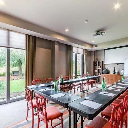 Hotel Villa Batalha 4* בטלייה