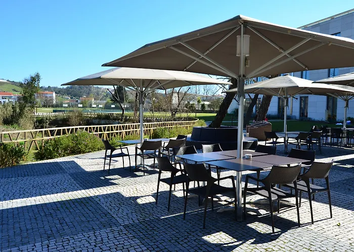 מלון Hotel Villa Batalha 4*