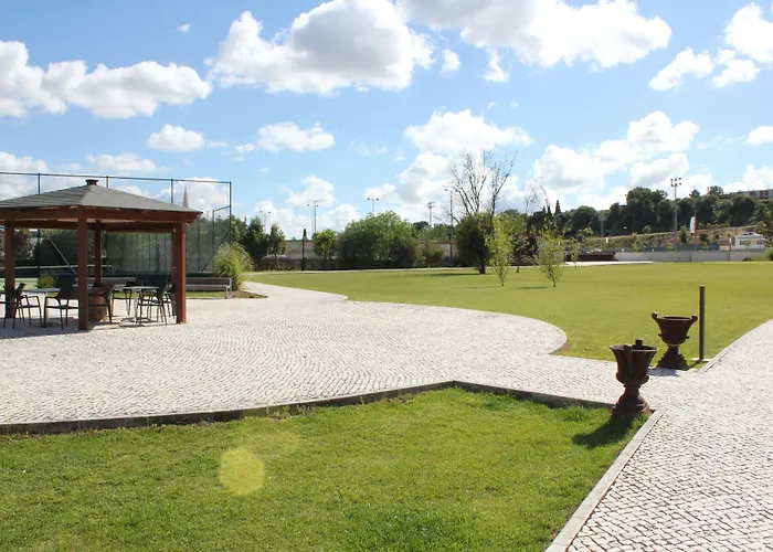 Hotel Villa Batalha 4* בטלייה